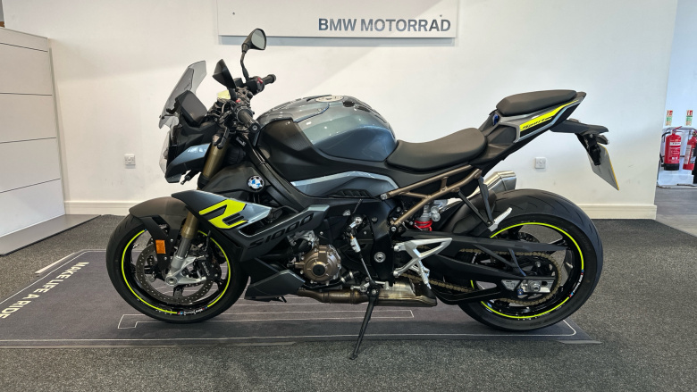 BMW S1000R SPORT